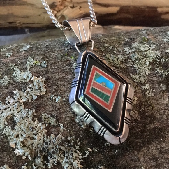 Vintage Gilbert Nelson Navajo nNative American Pendant - Picture 4 of 14